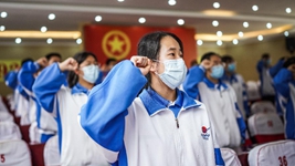 以青春之我，貢獻偉大時(shí)代