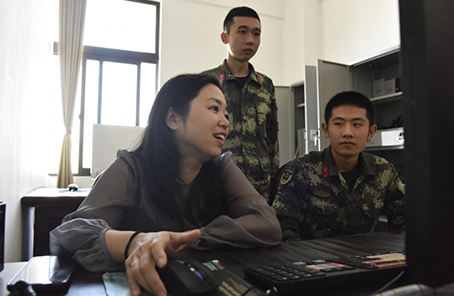 軍嫂鄭如:雖苦不怕，是我對愛(ài)的承諾
