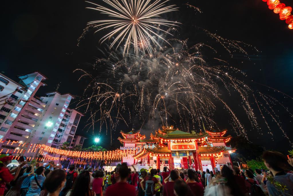 馬來(lái)西亞吉隆坡天后宮舉辦“萬(wàn)民同歡慶，元宵樂(lè )滿(mǎn)天”晚會(huì )