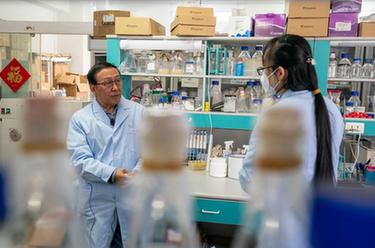 張克勤代表：為科技強國、農業(yè)強國作貢獻