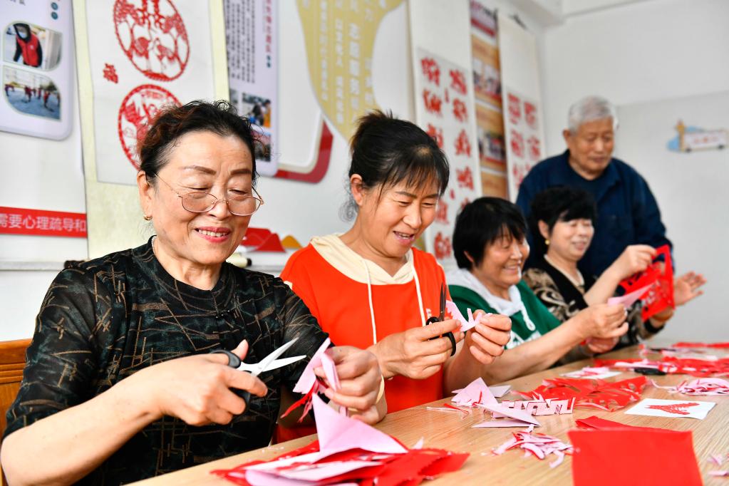 山東乳山：推進(jìn)優(yōu)質(zhì)養老 托起幸福晚年