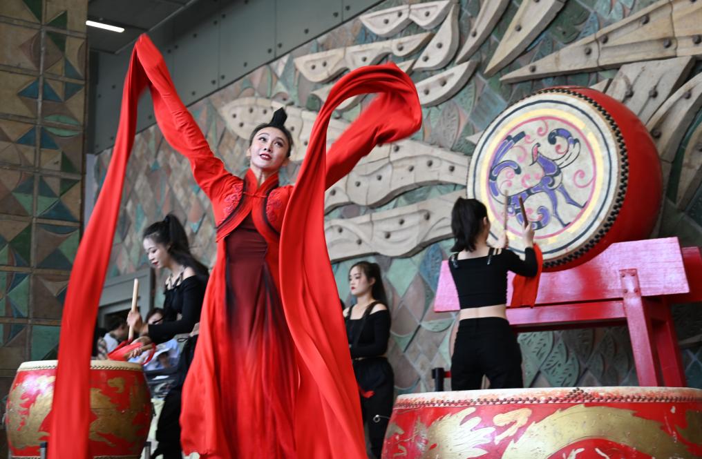 首屆朝陽(yáng)捌月全民藝術(shù)節在京開(kāi)幕