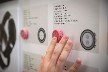 耶路撒冷：比撒列藝術(shù)設計學(xué)院舉行設計大展