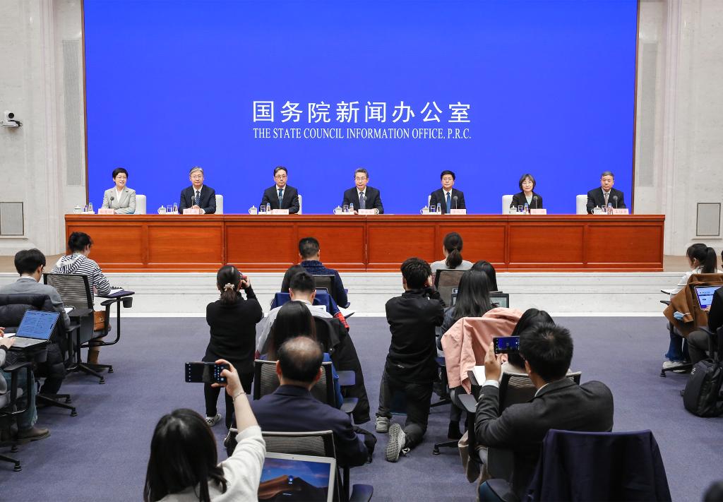 國新辦舉行加快推進(jìn)知識產(chǎn)權強國建設、有效支撐創(chuàng  )新驅動(dòng)發(fā)展 國務(wù)院政策例行吹風(fēng)會(huì )