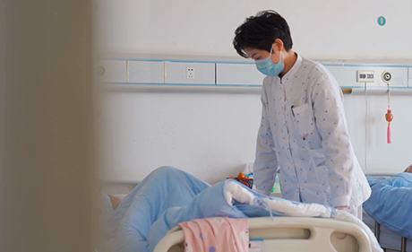 李楠楠：換位思考，把老人當成自己的親人一樣去照顧