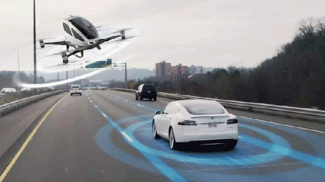 無(wú)人機無(wú)人車(chē) 你敢坐嗎？